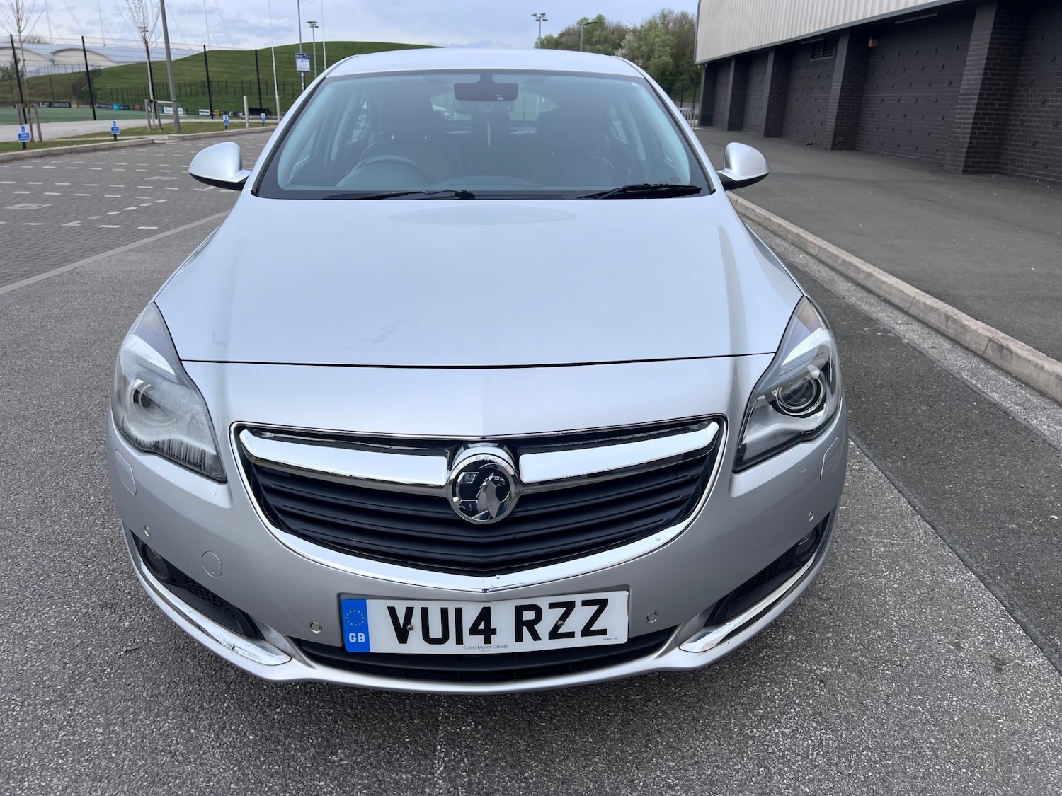 Used Vauxhall Insignia 2014 for sale - 77022719: Photo 1