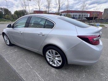 Used Vauxhall Insignia 2014 for sale - 77022719: Photo
