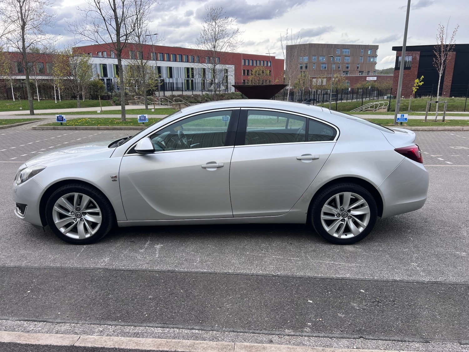 Used Vauxhall Insignia 2014 for sale - 77022719: Photo 3
