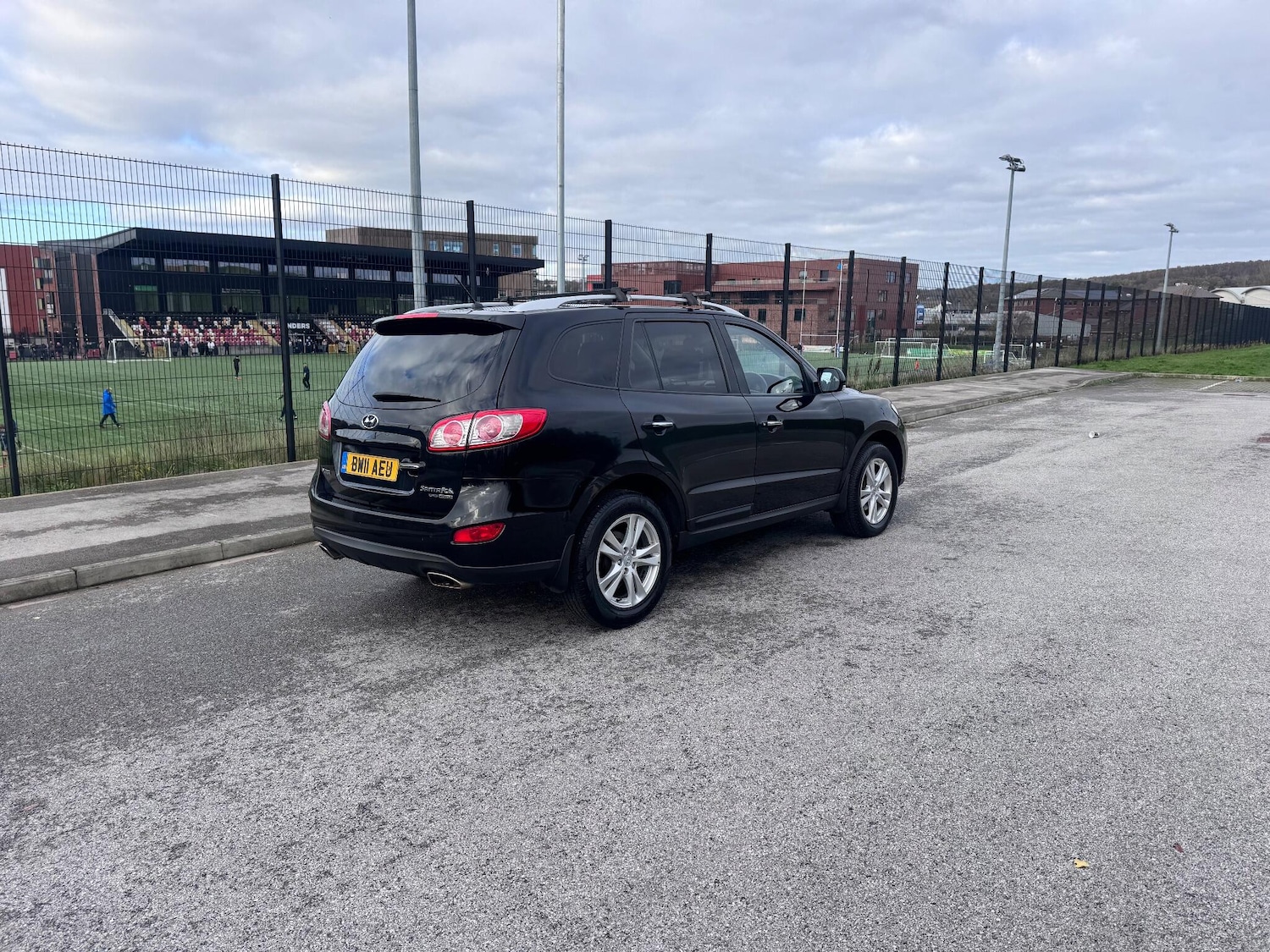 Used Hyundai Santa Fe 2011 for sale - 76597070: Photo 19