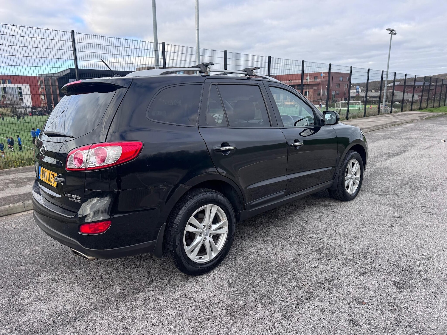 Used Hyundai Santa Fe 2011 for sale - 76597070: Photo 20