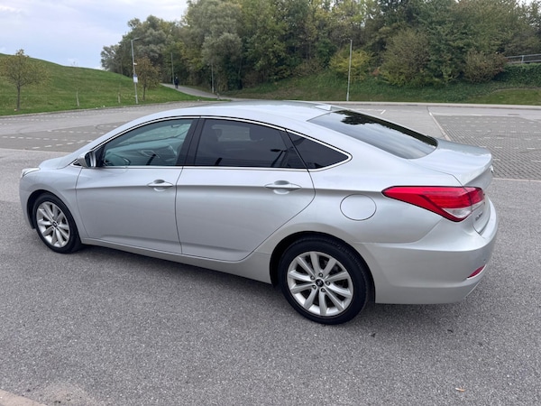 Used Hyundai i40 2013 for sale - 76151480: Photo 4