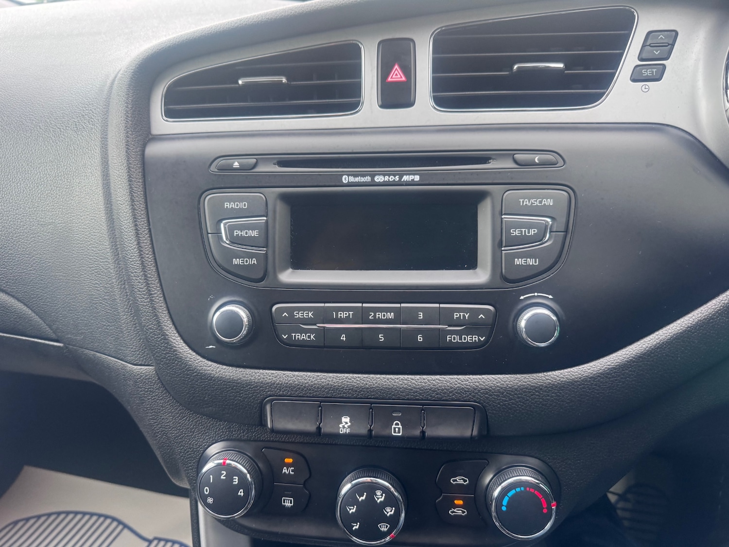 Used Kia Ceed 2013 for sale - 77067693: Photo 37