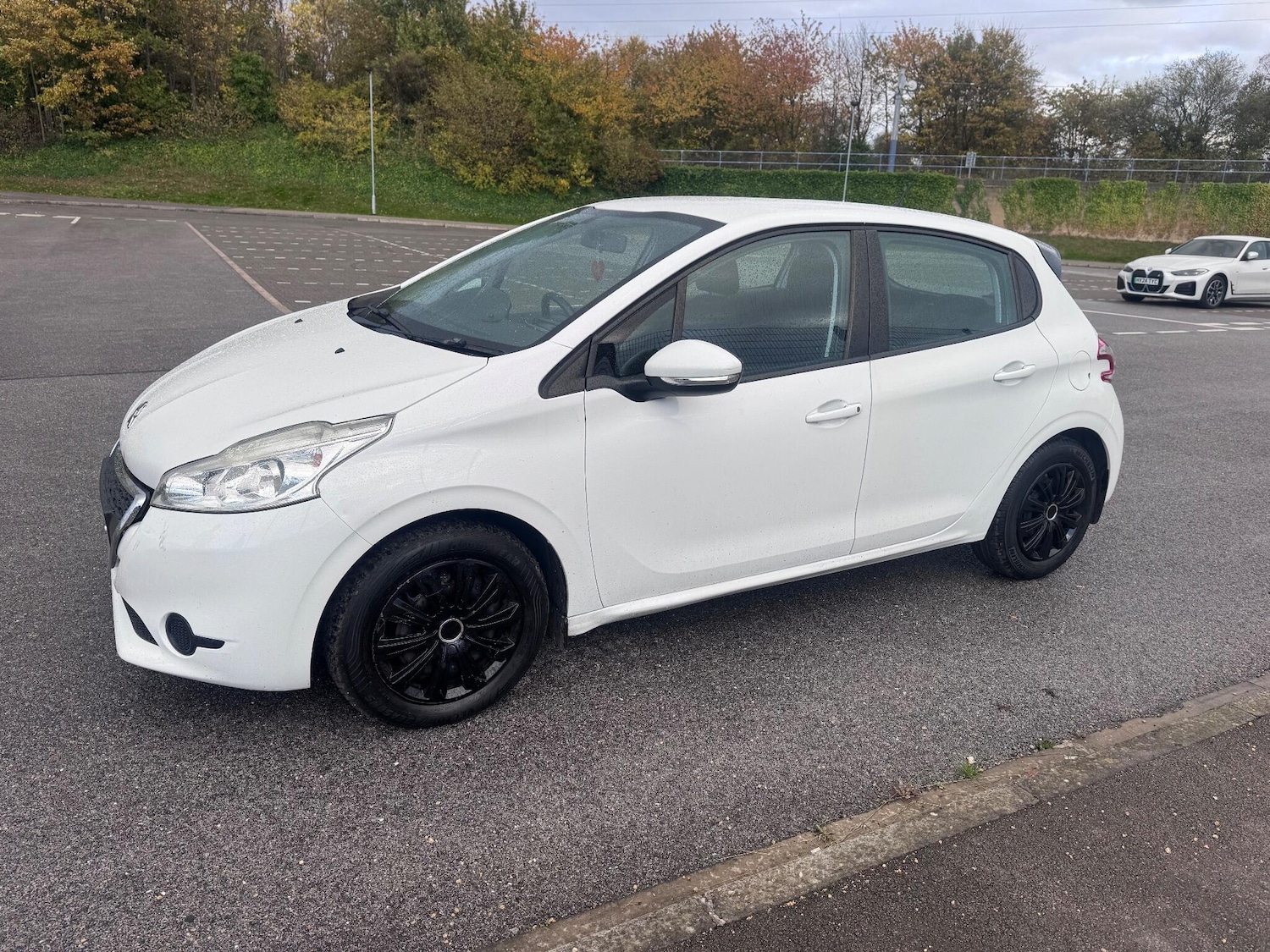 Used Peugeot 208 2013 for sale - 76360659: Photo 10