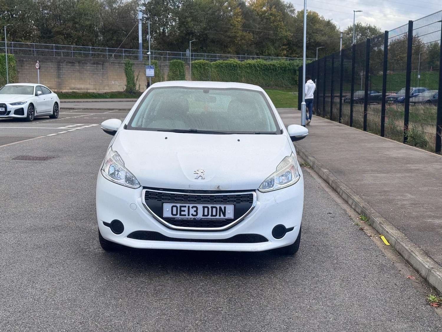 Used Peugeot 208 2013 for sale - 76360659: Photo 6