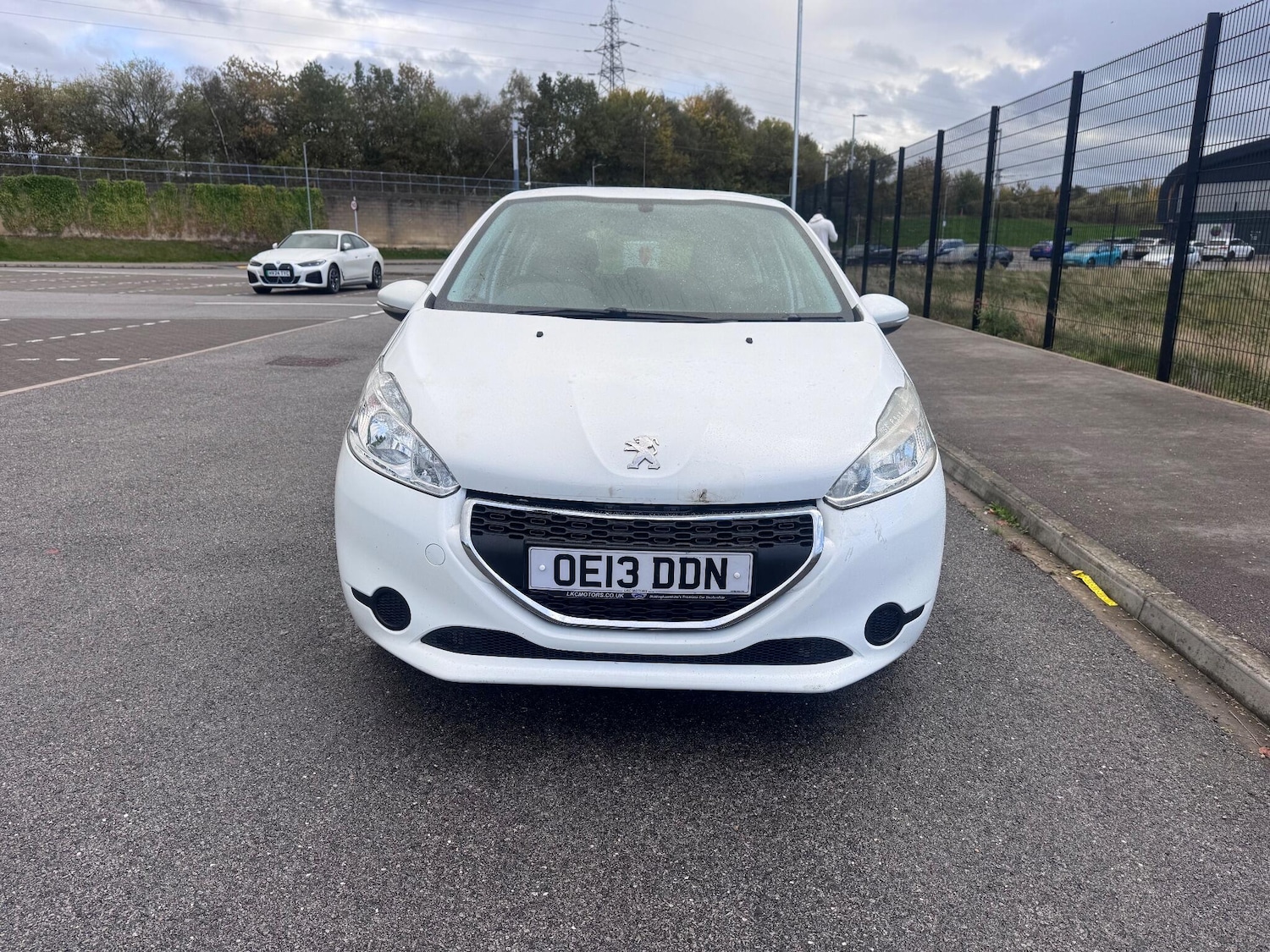 Used Peugeot 208 2013 for sale - 76360659: Photo 8