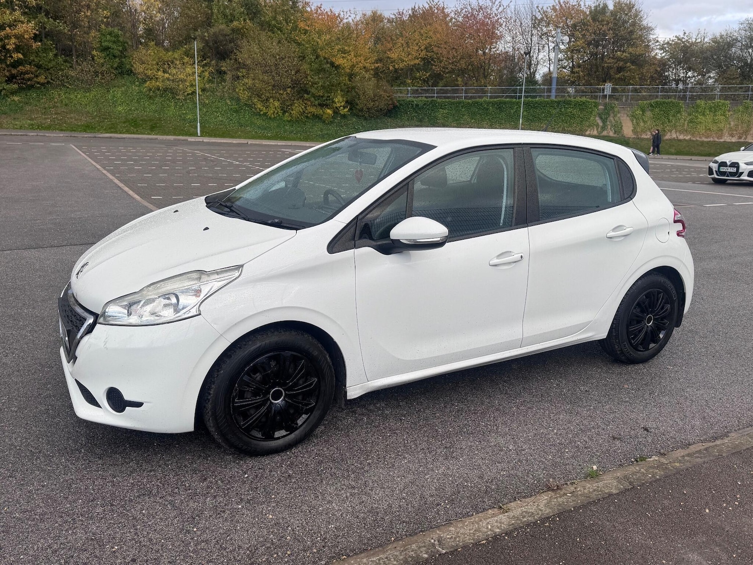 Used Peugeot 208 2013 for sale - 76360659: Photo 9
