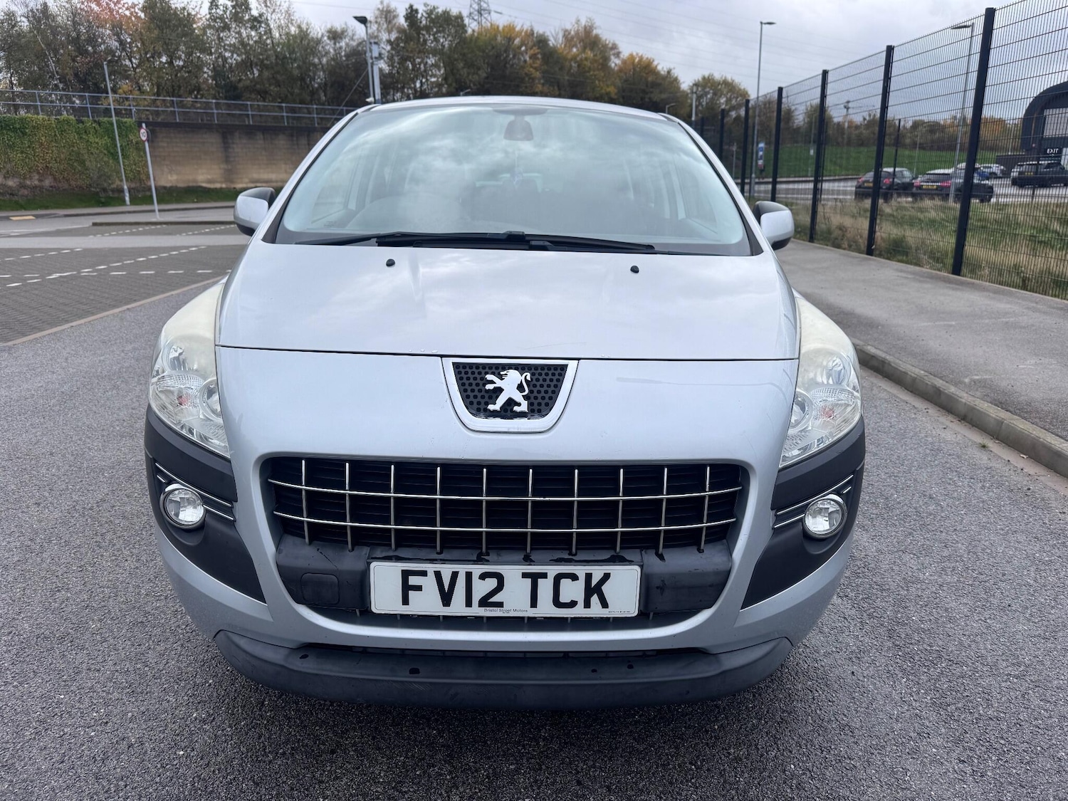 Used Peugeot 3008 2012 for sale - 76432819: Photo 6