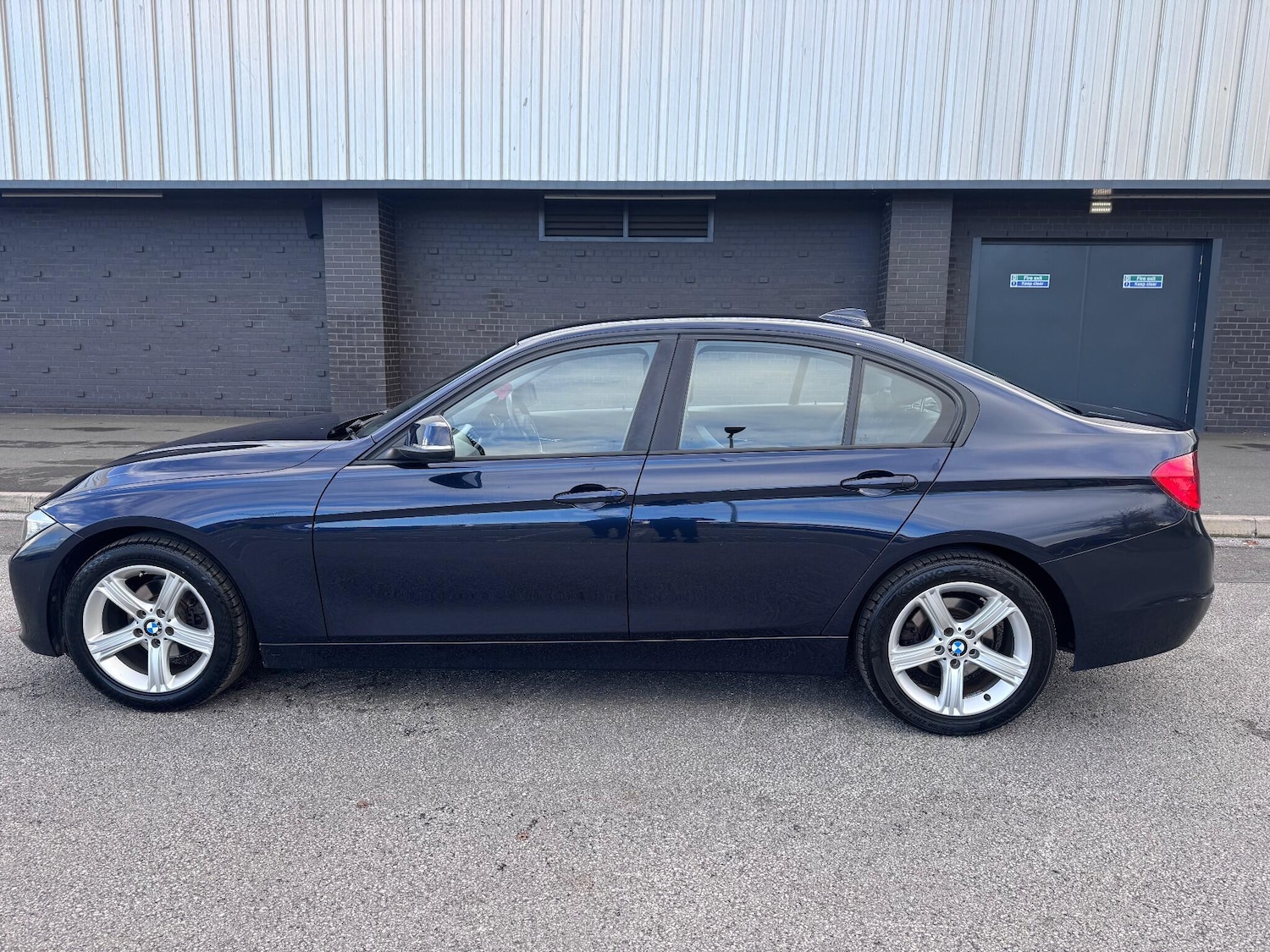Used BMW 3 Series 2013 for sale - 76337012: Photo 24