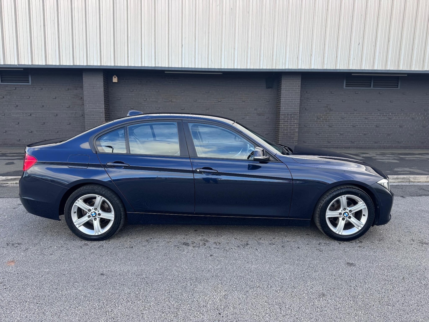 Used BMW 3 Series 2013 for sale - 76337012: Photo 42