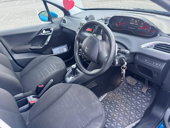 Used Peugeot 208 2012 for sale - 75626964: Photo