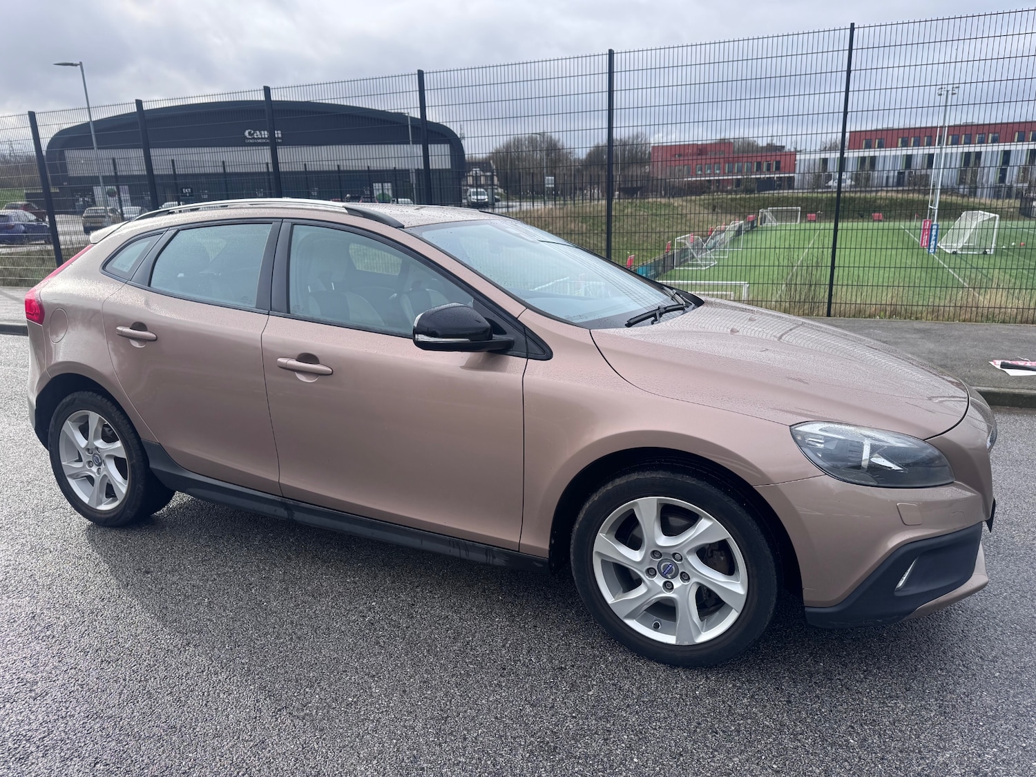 Used Volvo V40 2013 for sale - 77482669: Photo 11