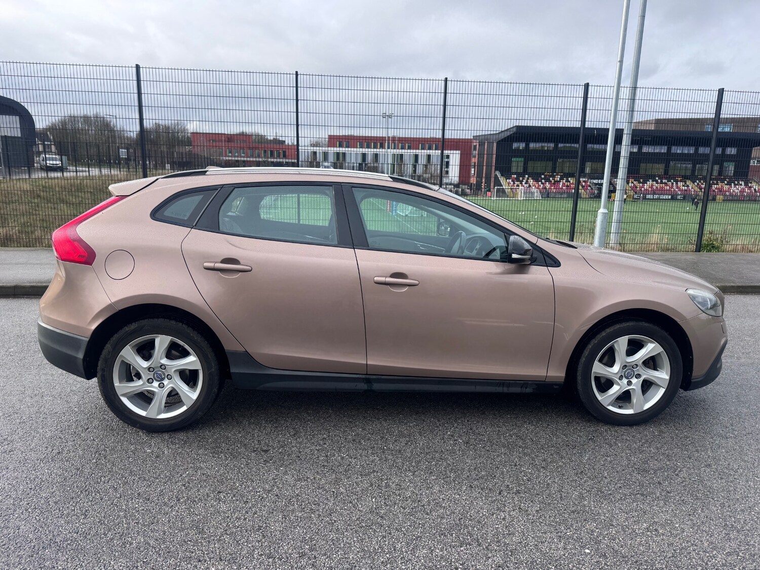 Used Volvo V40 2013 for sale - 77482669: Photo 20