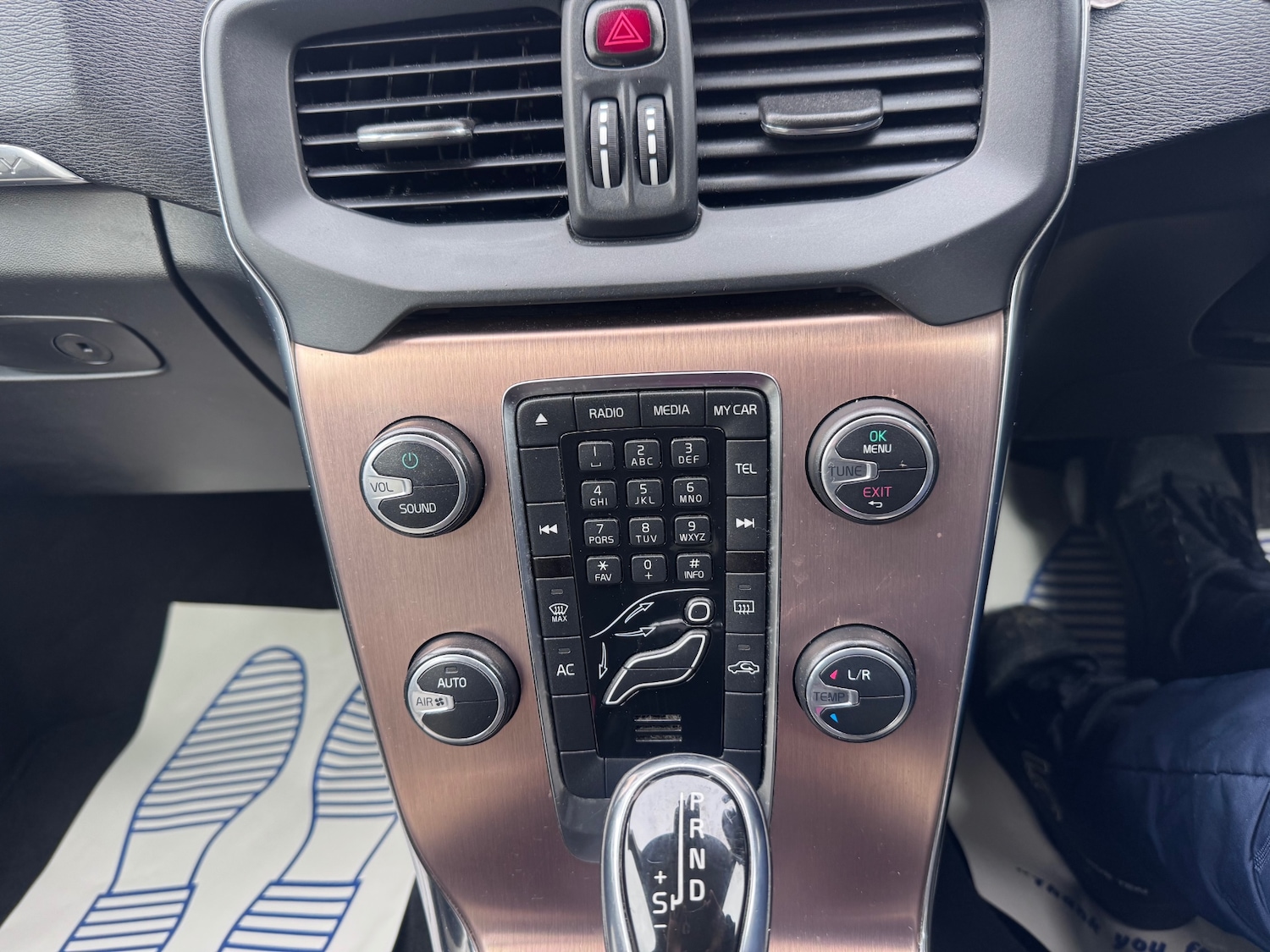 Used Volvo V40 2013 for sale - 77482669: Photo 21