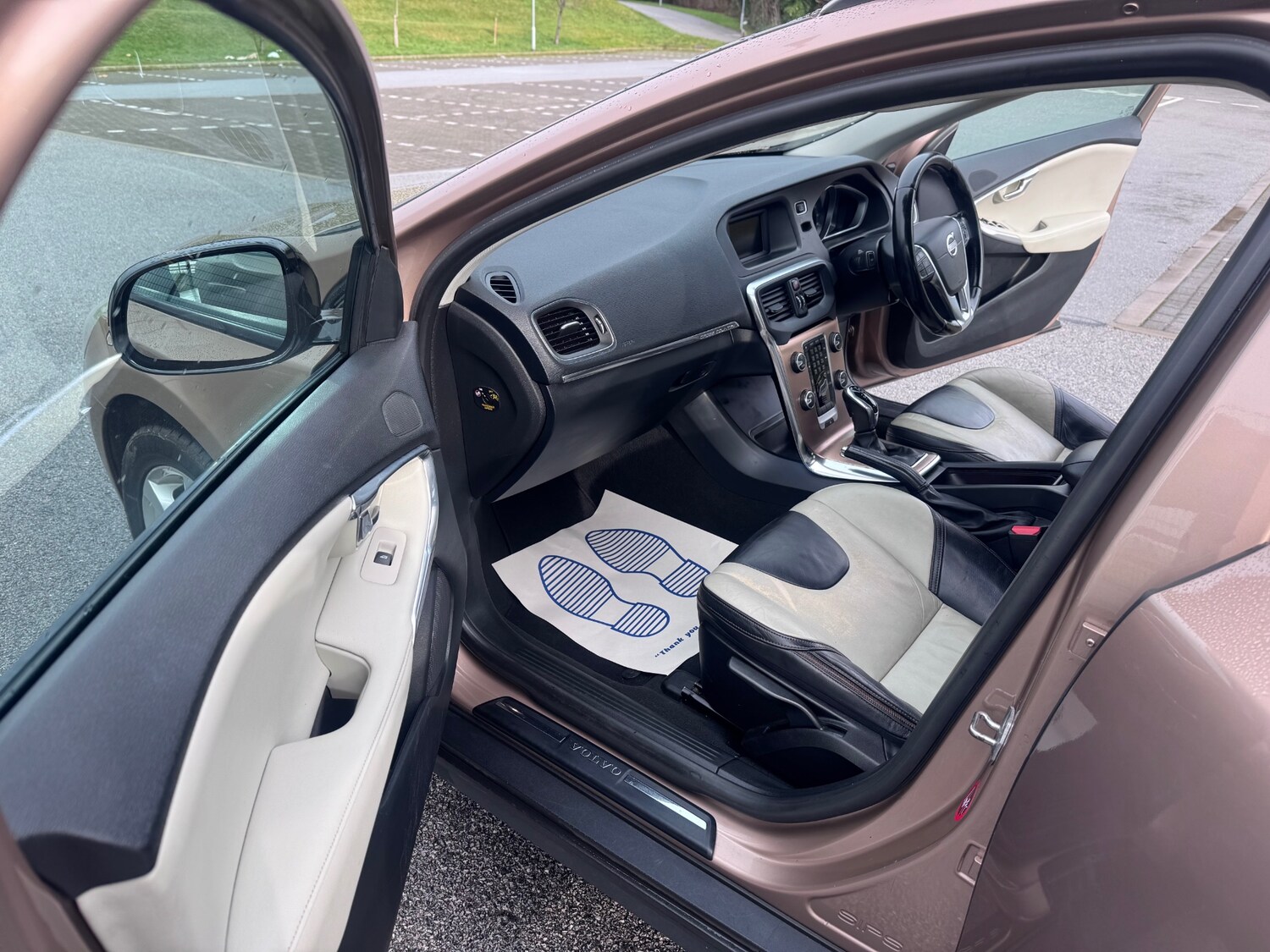 Used Volvo V40 2013 for sale - 77482669: Photo 29