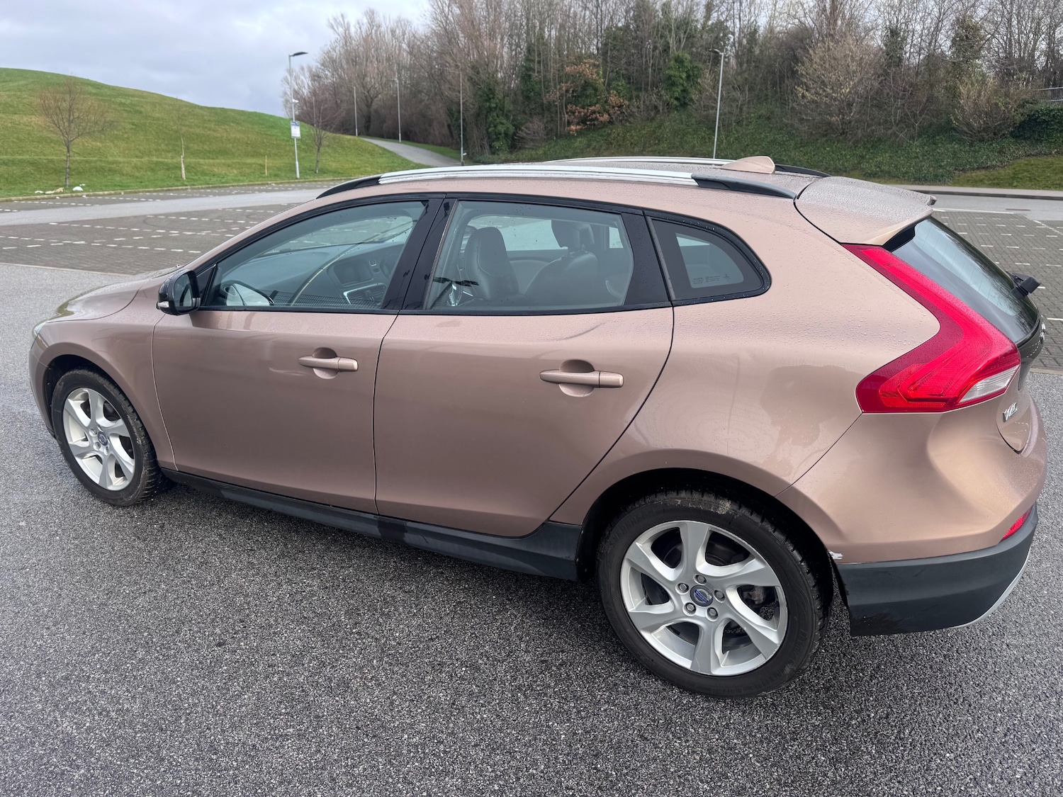 Used Volvo V40 2013 for sale - 77482669: Photo 38