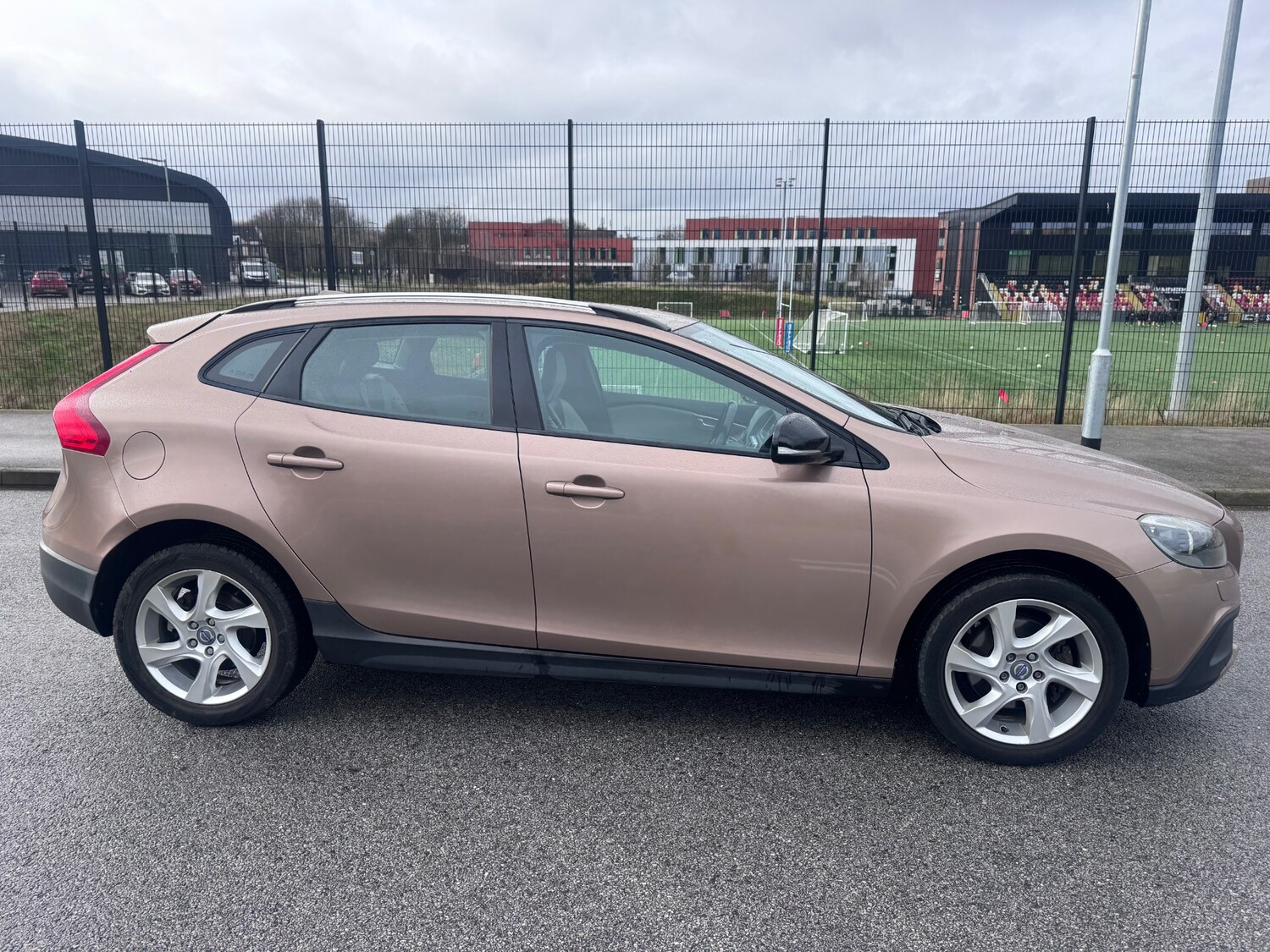 Used Volvo V40 2013 for sale - 77482669: Photo 47