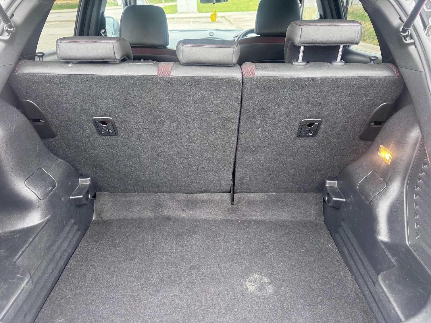 Used Nissan Juke 2017 for sale - 76315210: Photo 44