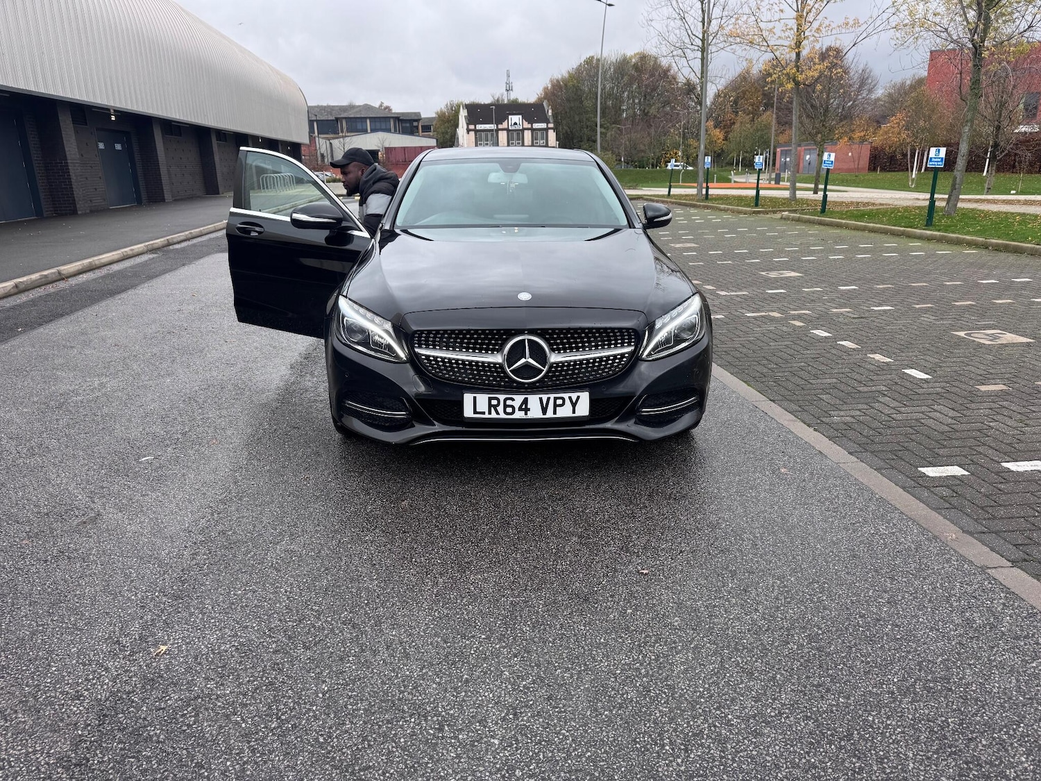 Used Mercedes-Benz C Class 2014 for sale - 76562450: Photo 11