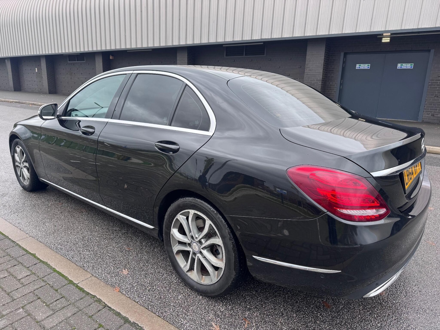 Used Mercedes-Benz C Class 2014 for sale - 76562450: Photo 15