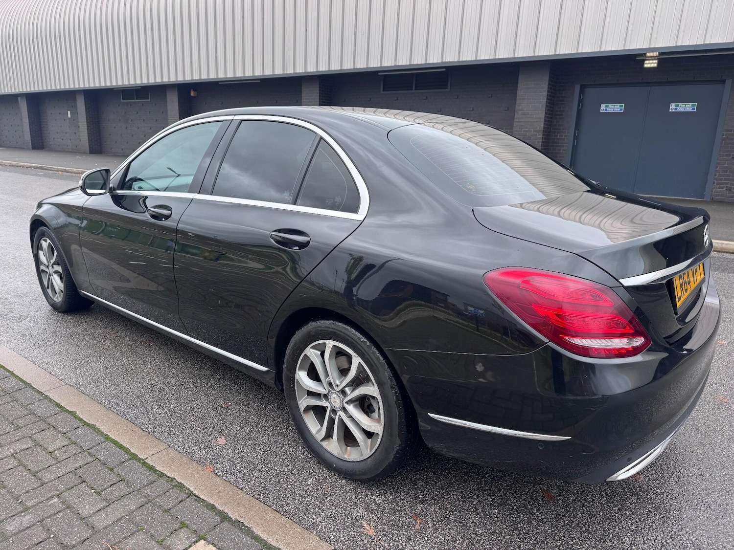 Used Mercedes-Benz C Class 2014 for sale - 76562450: Photo 16