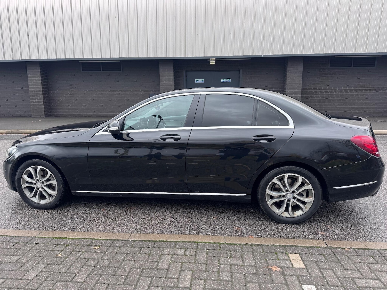 Used Mercedes-Benz C Class 2014 for sale - 76562450: Photo 17