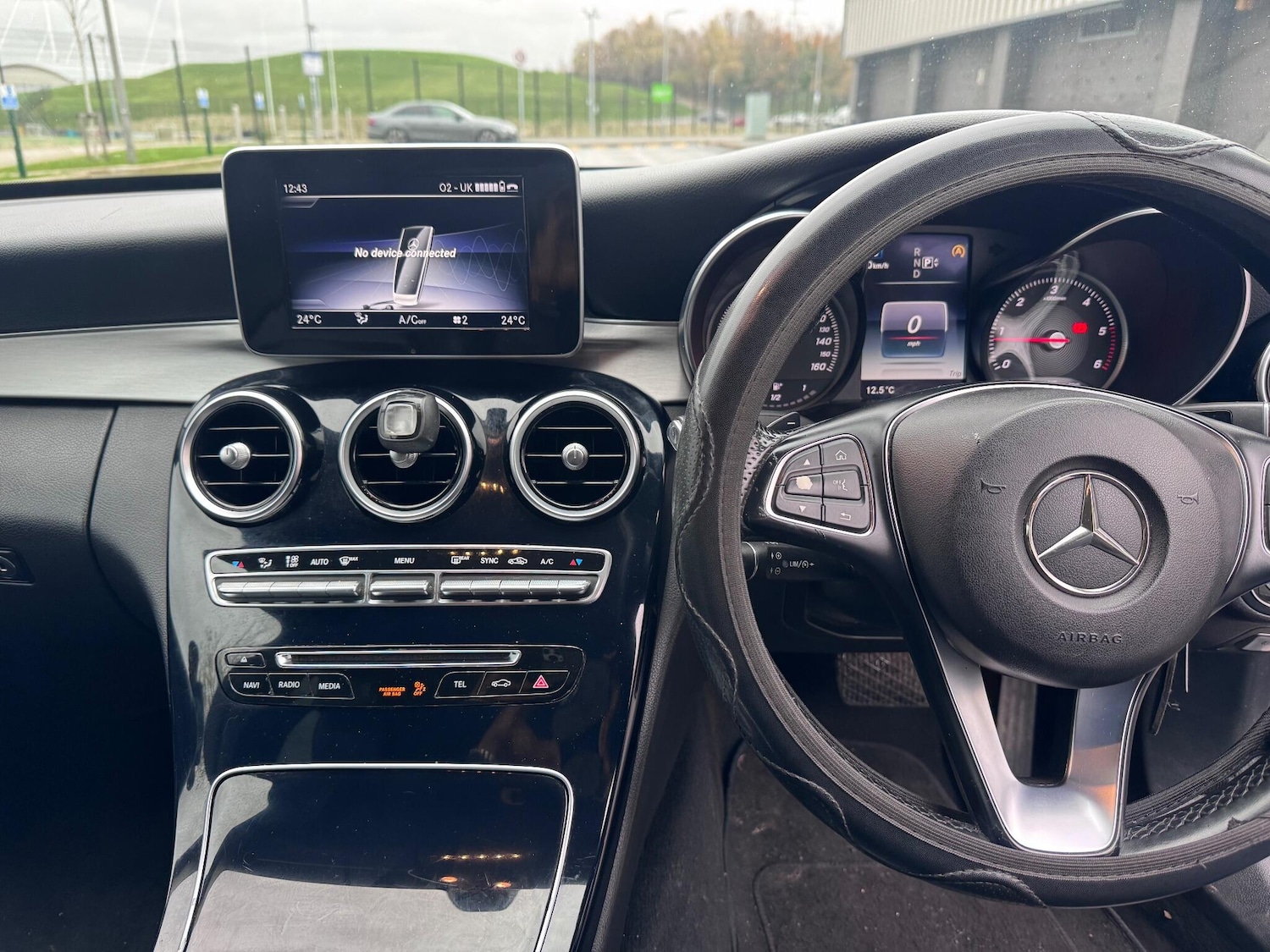 Used Mercedes-Benz C Class 2014 for sale - 76562450: Photo 29