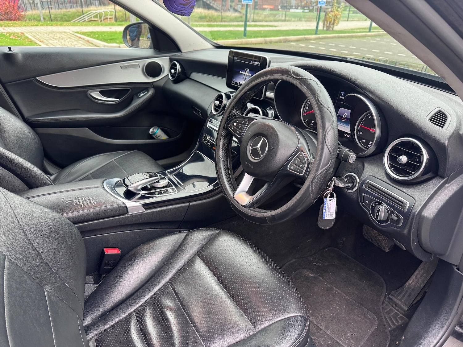 Used Mercedes-Benz C Class 2014 for sale - 76562450: Photo 32