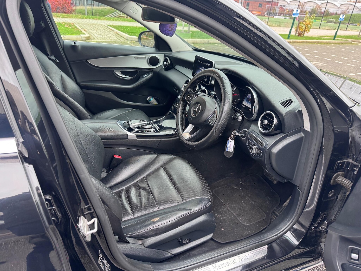 Used Mercedes-Benz C Class 2014 for sale - 76562450: Photo 34