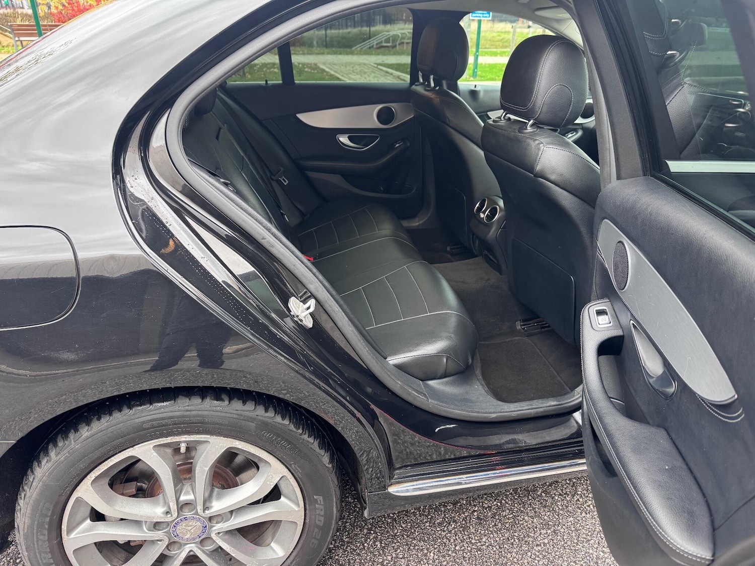 Used Mercedes-Benz C Class 2014 for sale - 76562450: Photo 36