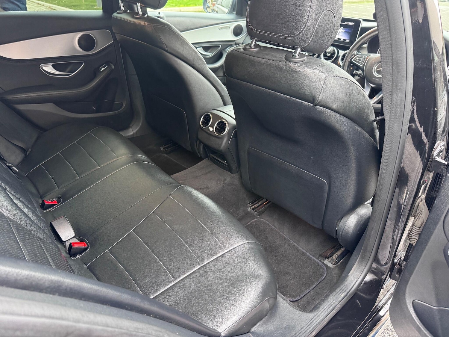 Used Mercedes-Benz C Class 2014 for sale - 76562450: Photo 37