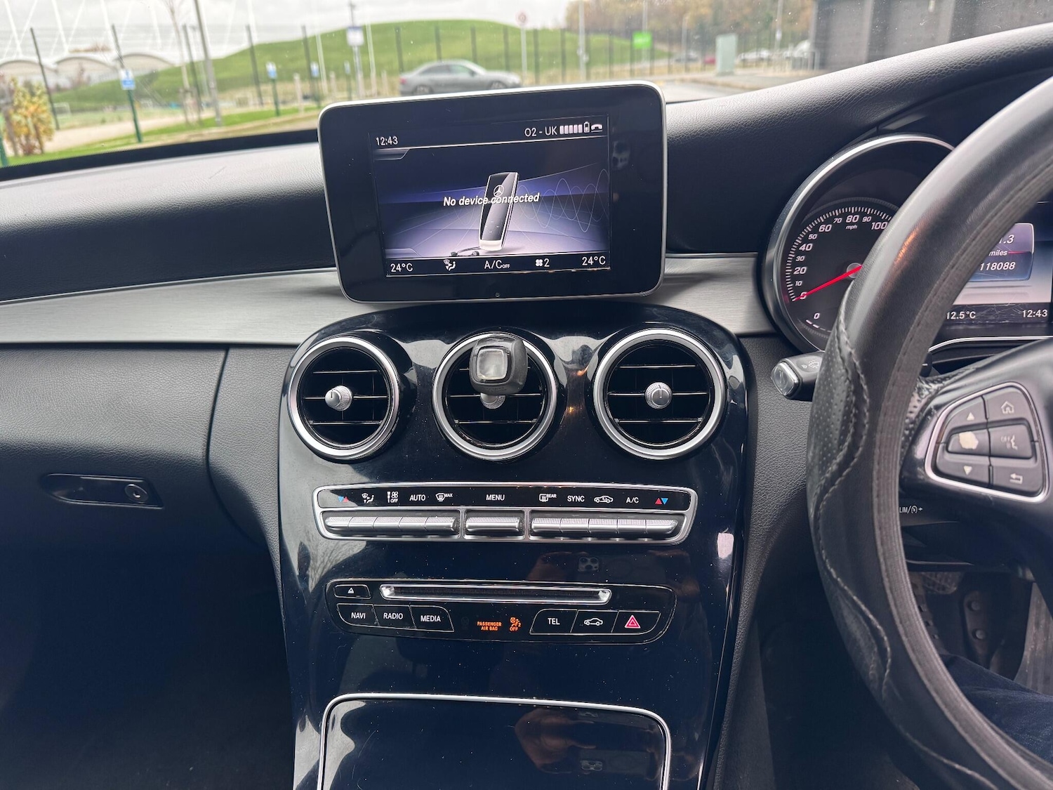 Used Mercedes-Benz C Class 2014 for sale - 76562450: Photo 41