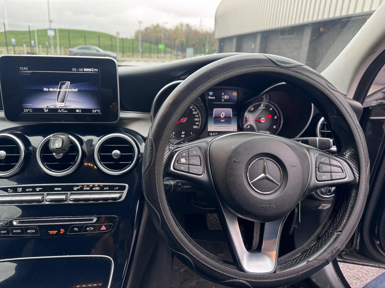 Used Mercedes-Benz C Class 2014 for sale - 76562450: Photo 44