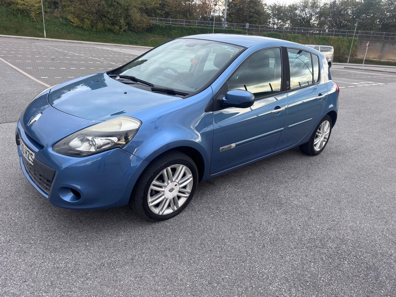 Used Renault Clio 2011 for sale - 76306518: Photo 10