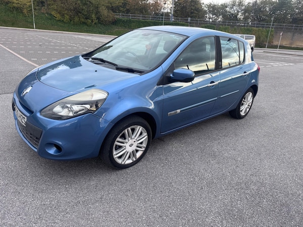 Used Renault Clio 2011 for sale - 76306518: Photo 10