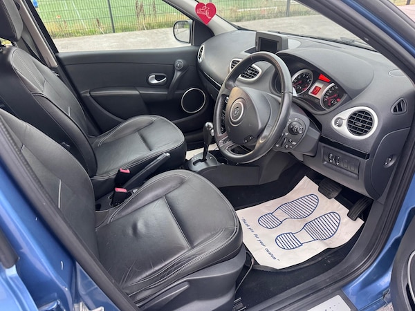 Used Renault Clio 2011 for sale - 76306518: Photo 38