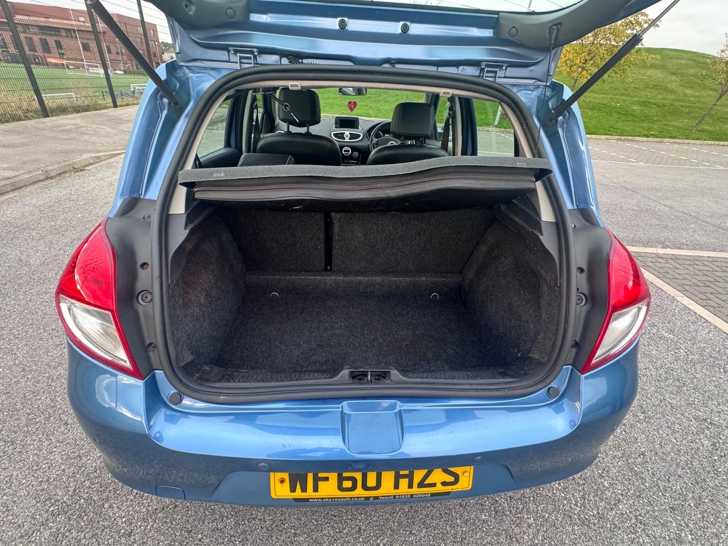 Used Renault Clio 2011 for sale - 76306518: Photo 47