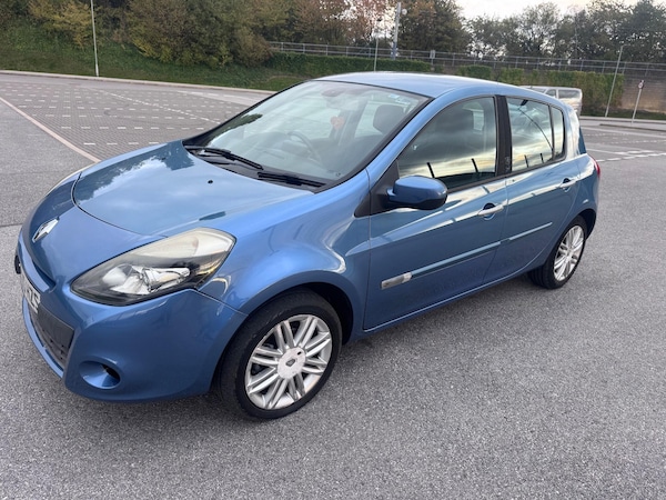 Used Renault Clio 2011 for sale - 76306518: Photo 9