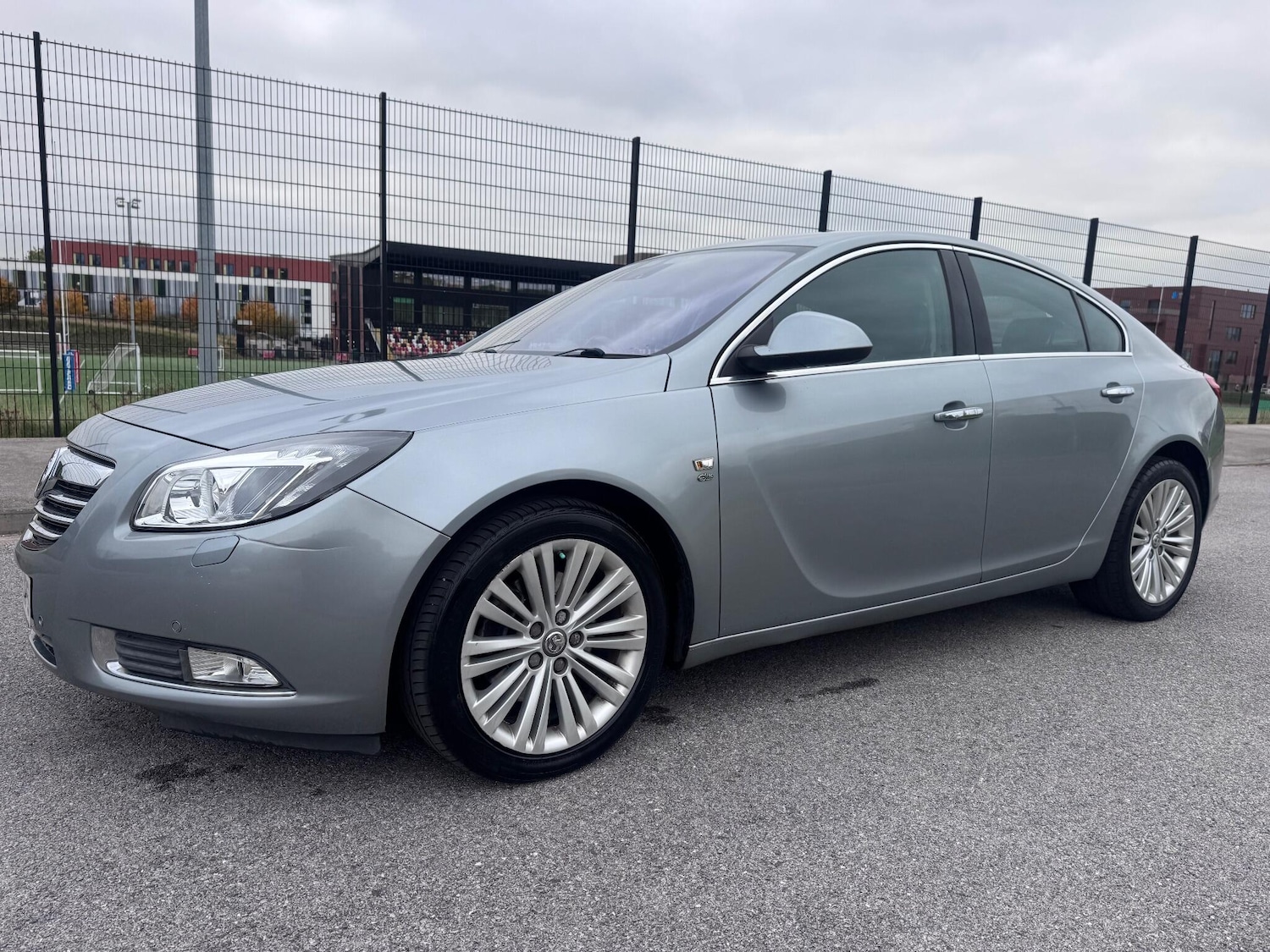 Used Vauxhall Insignia 2012 for sale - 76282739: Photo 3