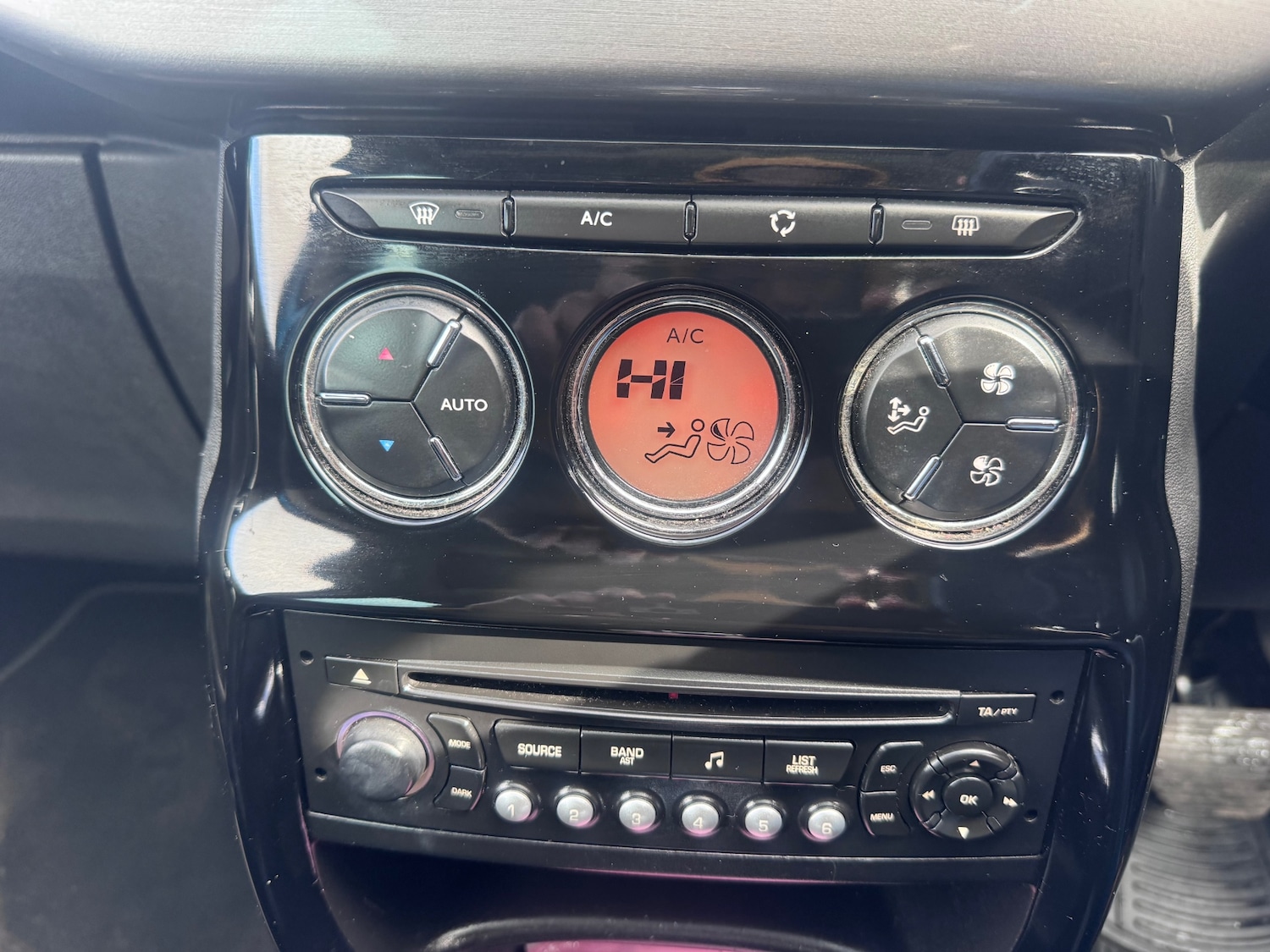 Used Citroen C3 2010 for sale - 78141340: Photo 14