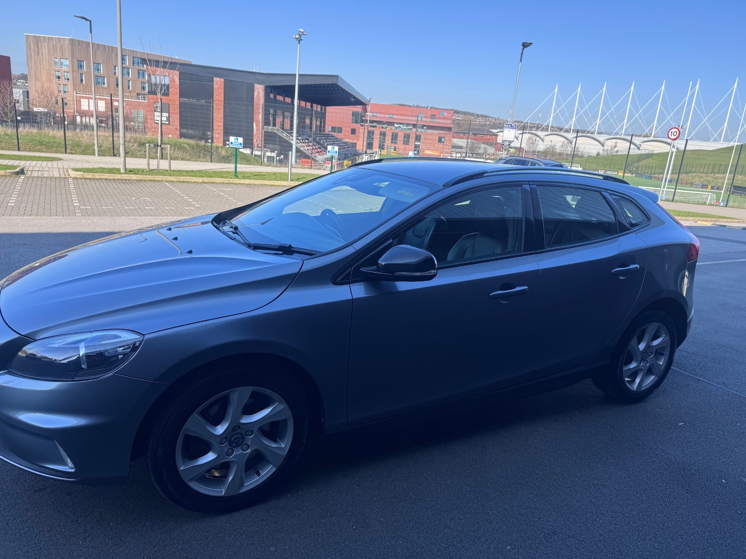 Used Volvo V40 2016 for sale - 78018603: Photo 11