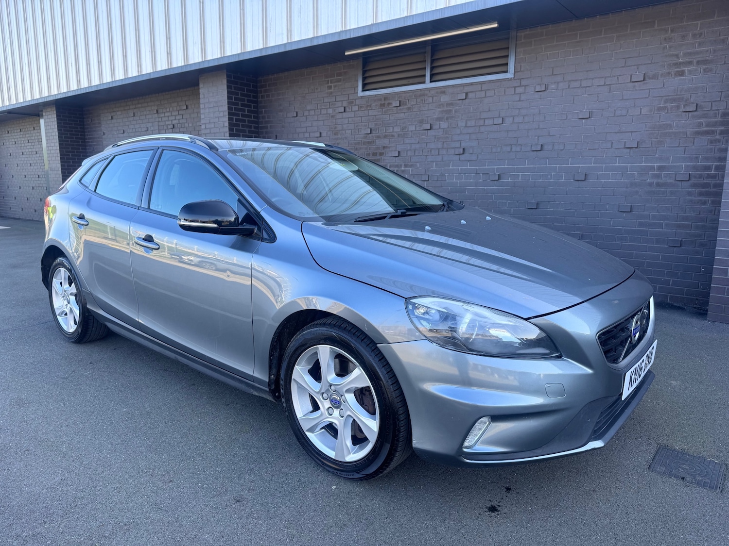 Used Volvo V40 2016 for sale - 78018603: Photo 12