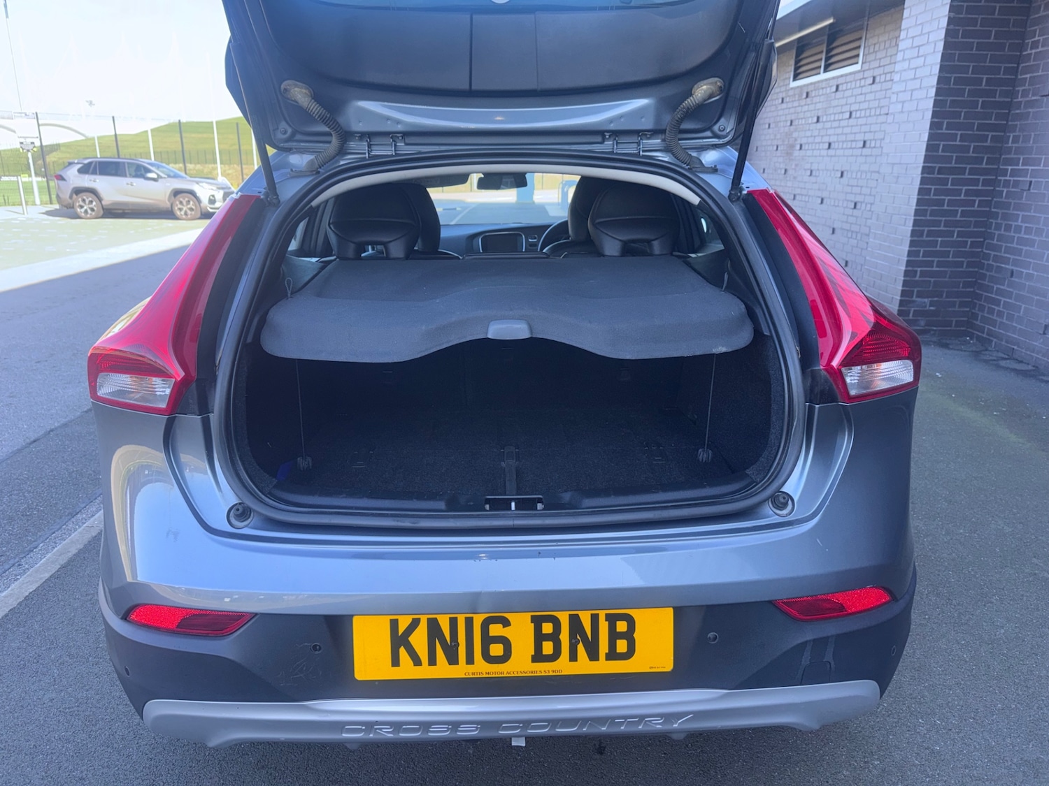 Used Volvo V40 2016 for sale - 78018603: Photo 24