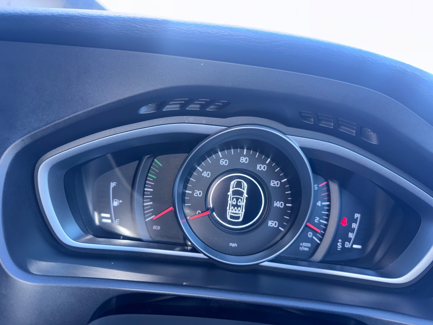 Used Volvo V40 2016 for sale - 78018603: Photo 5