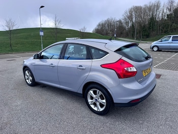 Used Ford Focus 2013 for sale - 78014613: Photo