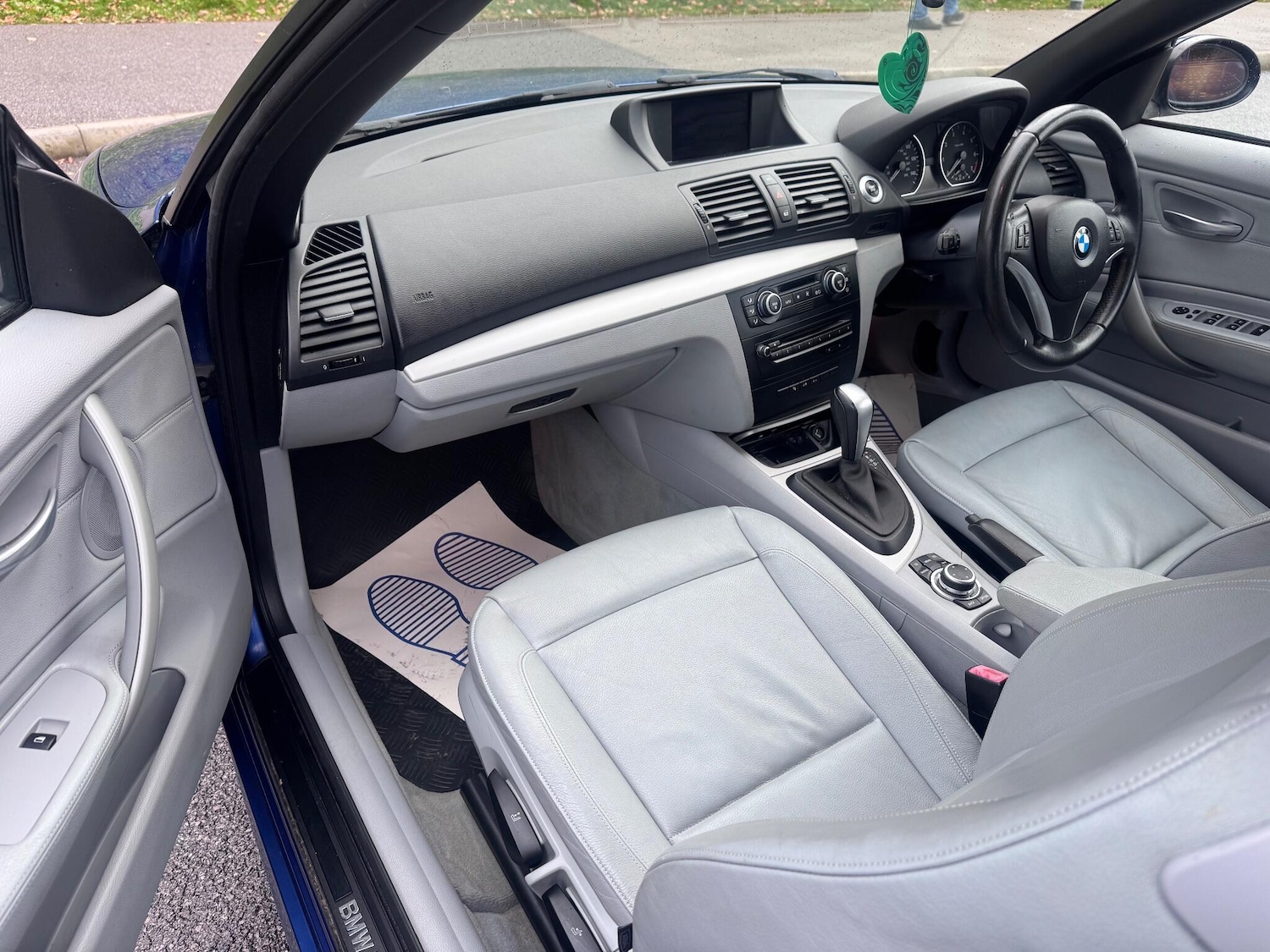 Used BMW 1 Series 2009 for sale - 76727382: Photo 75