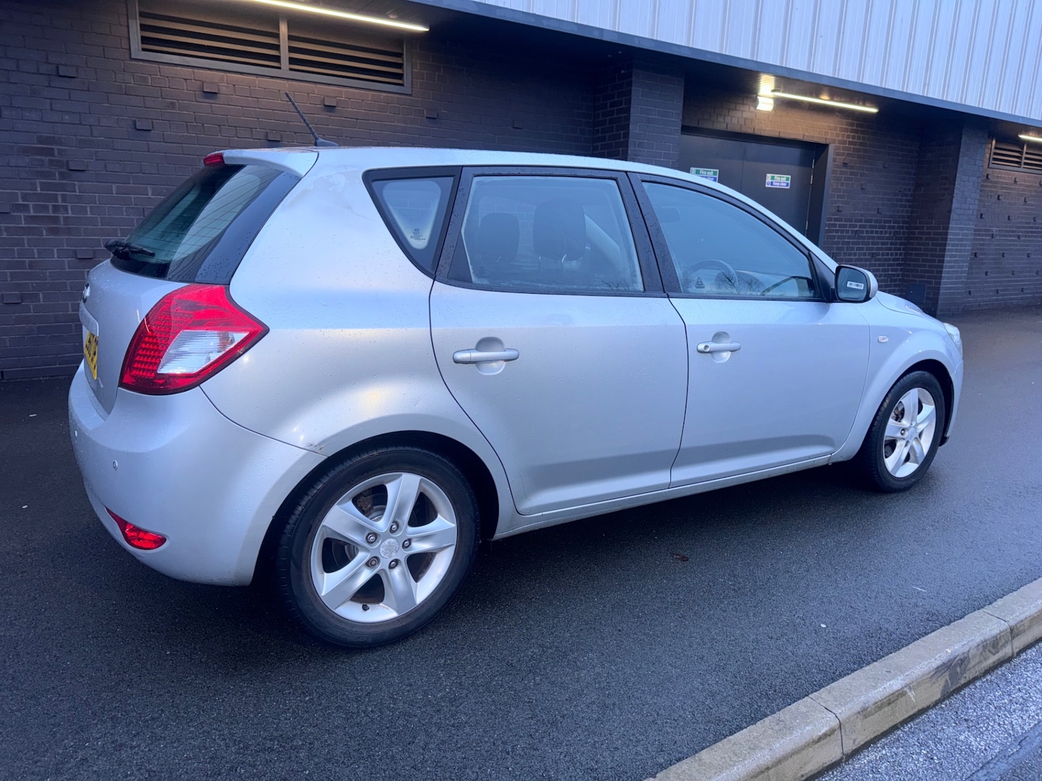 Used Kia Ceed 2011 for sale - 77384974: Photo 3