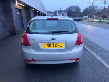 Used Kia Ceed 2011 for sale - 77384974: Photo