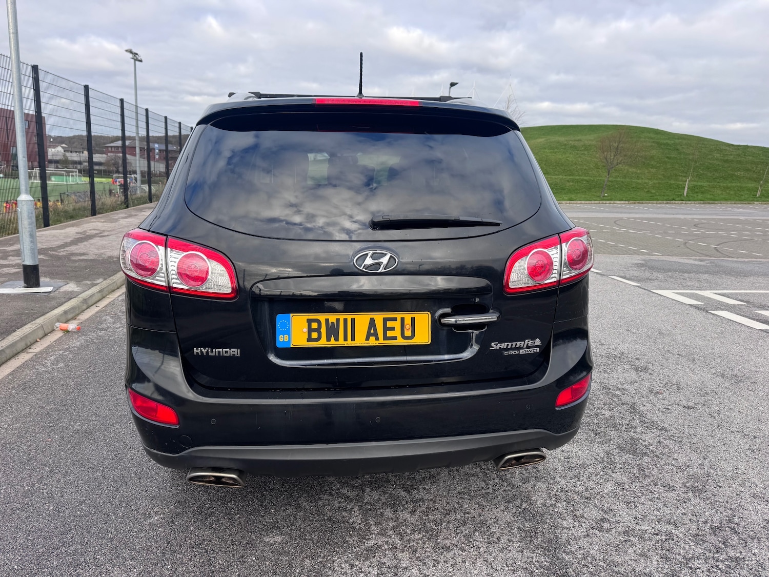 Used Hyundai Santa Fe 2011 for sale - 77020674: Photo 7