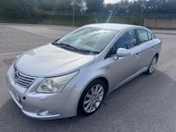 Used Toyota Avensis 2010 for sale - 75626969: Photo 11